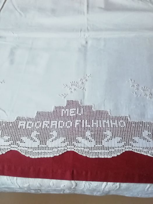 Lençol de criança, com defeito