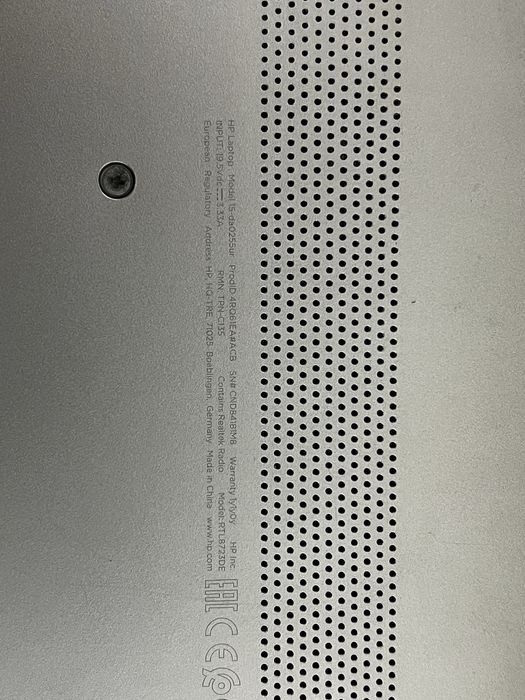 HP 15-da0255ur i3-7020U 8GB MX110 500GB робочий ноутбук