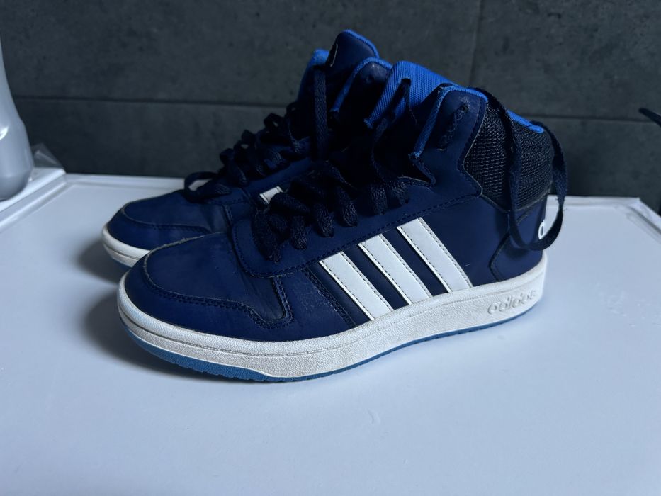 Аdidas кросівки 38 розмір