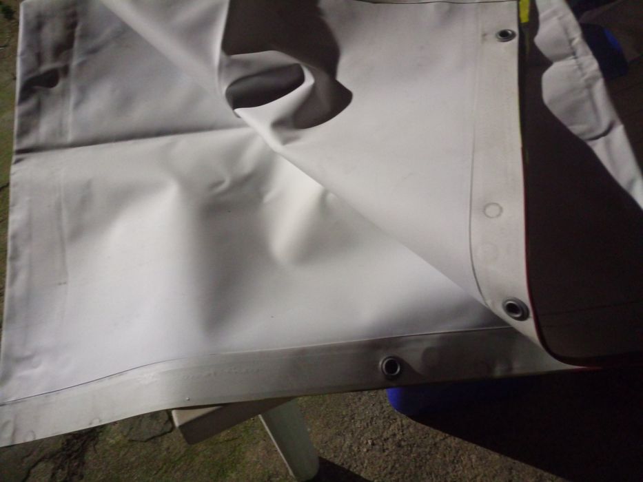 Toldos ou oleados para coberturas