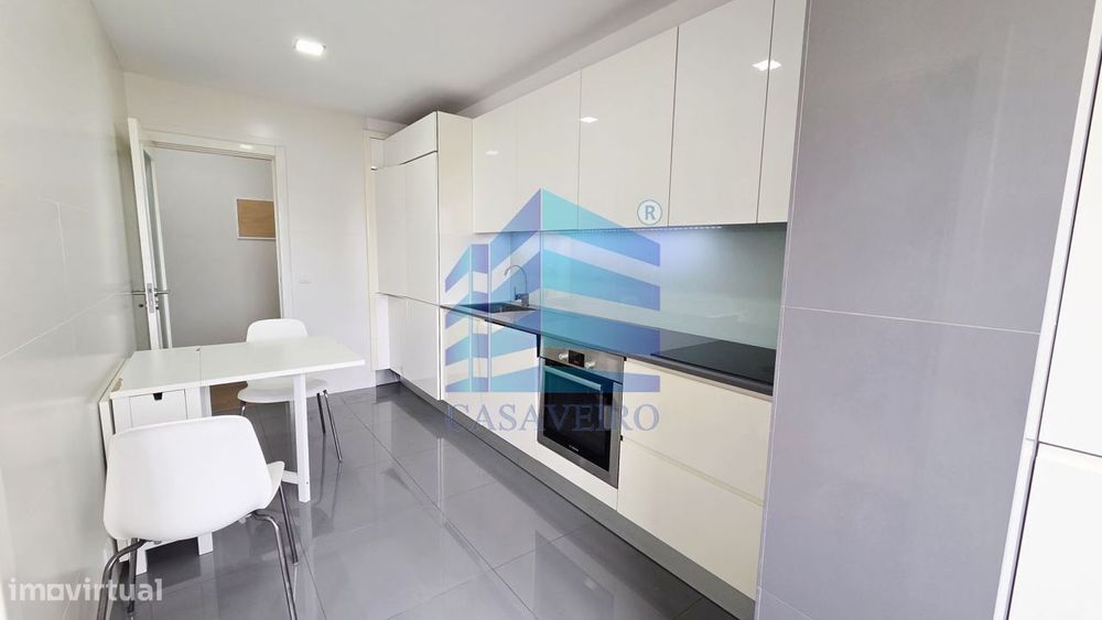 Apartamento T2+2 Duplex, junto ao Glicínias — Aradas, Aveiro