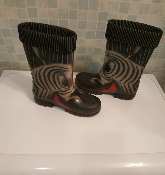 Резиновые сапожки