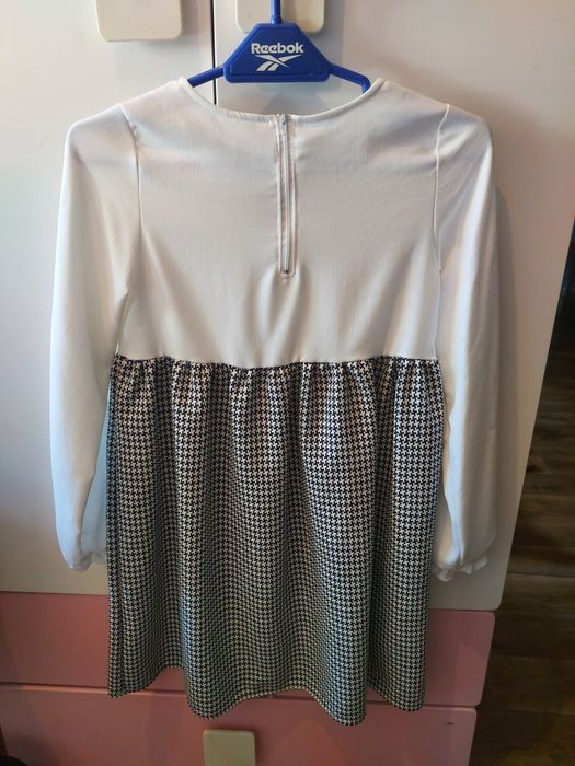 Sukienka dziewczęca 152