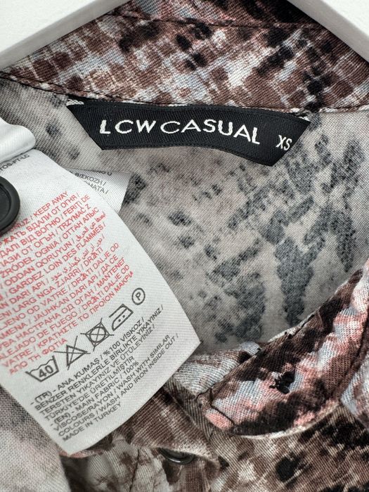 LC Waikiki koszulowa sukienka midi Snake print