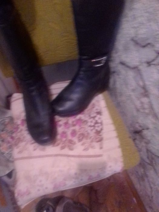 Женские зимние кожаные сапоги