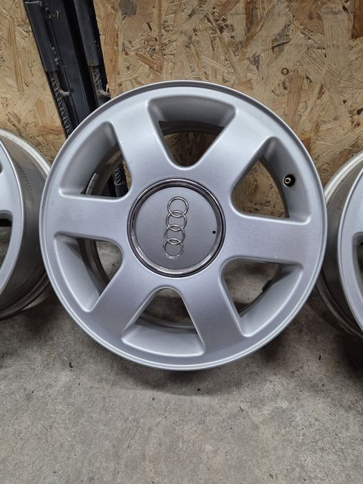 Диски 5*100, R15, Golf 4, Scoda Fabia,  Tour,