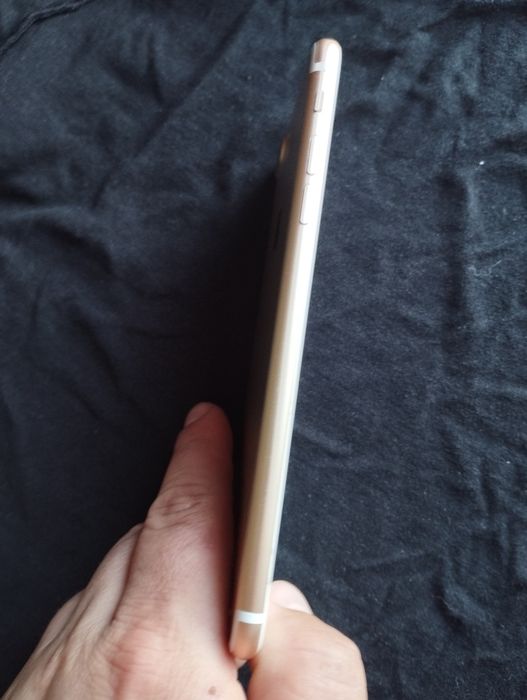 iPhone 7 Plus на 128