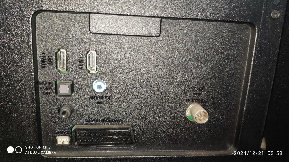 Продається телевізор  50PFT4309/12