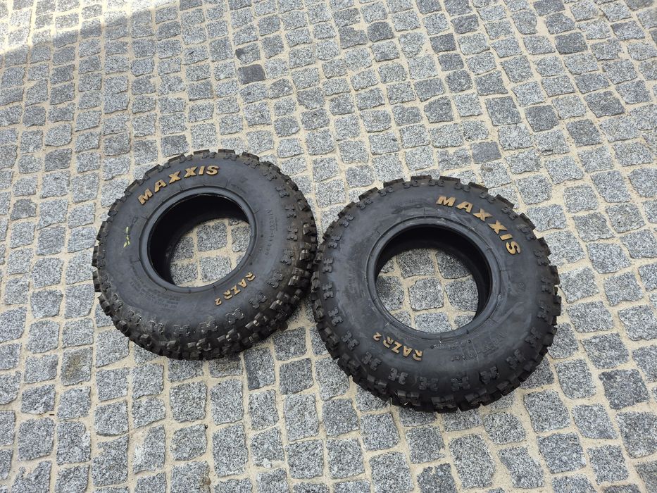 Pneus moto 4 Maxxis razr 2