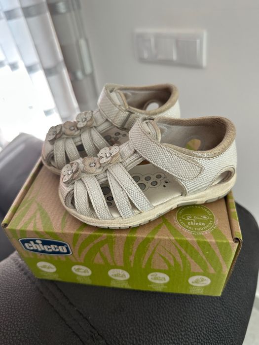 2 Pares de Sandálias Chicco Nº 23