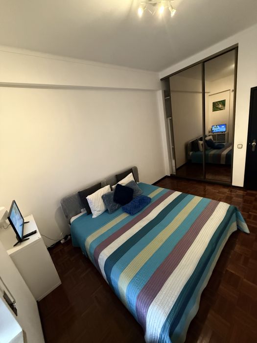 QUARTO casal ou familiares com frigobar mobiliado Entroncamento