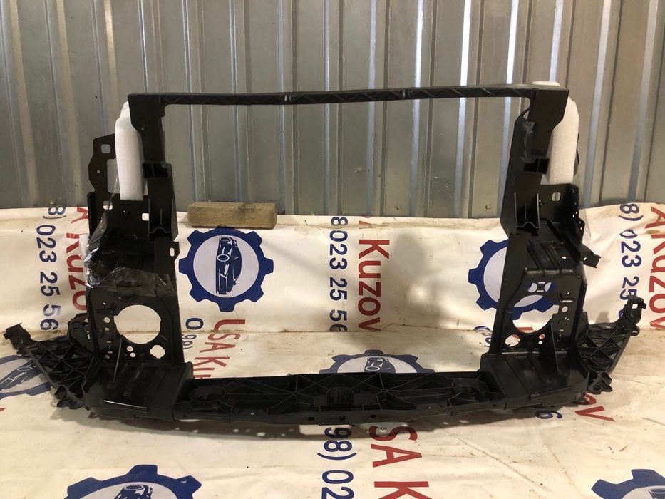 Панель радиаторов Mercedes GL / GLE / GLS W166  1666209300