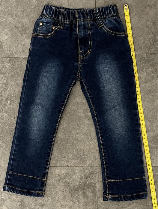 Zestaw spodni jeansowych granatowe i czarne o prostym kroju Zara r.104