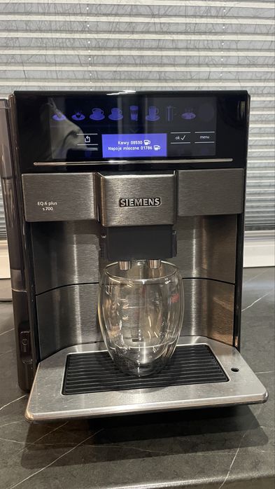 Ekspres Siemens EQ.6 plus s700