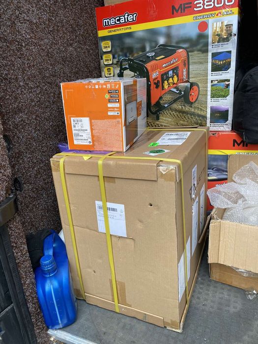 Інвертор# зарядна# Станція BLUETTI AC200MAX вітринний взірець