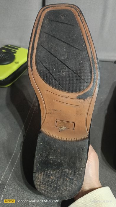 Eleganckie wizytowe buty męskie firmy Next.