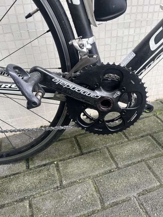 Bicicleta de estrada cannondale carbono