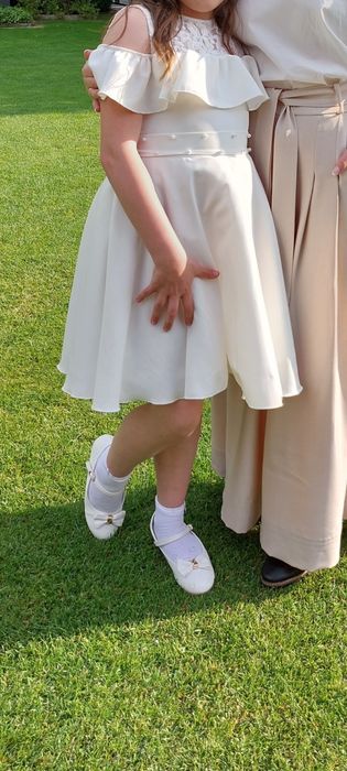 Elegancka  biała sukienka hiszpanka/ pokomunijna 146/152