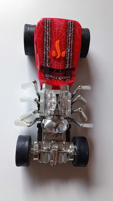 Hot Wheels: Monster Action Street Creeper AUTO, Samochód Pająk