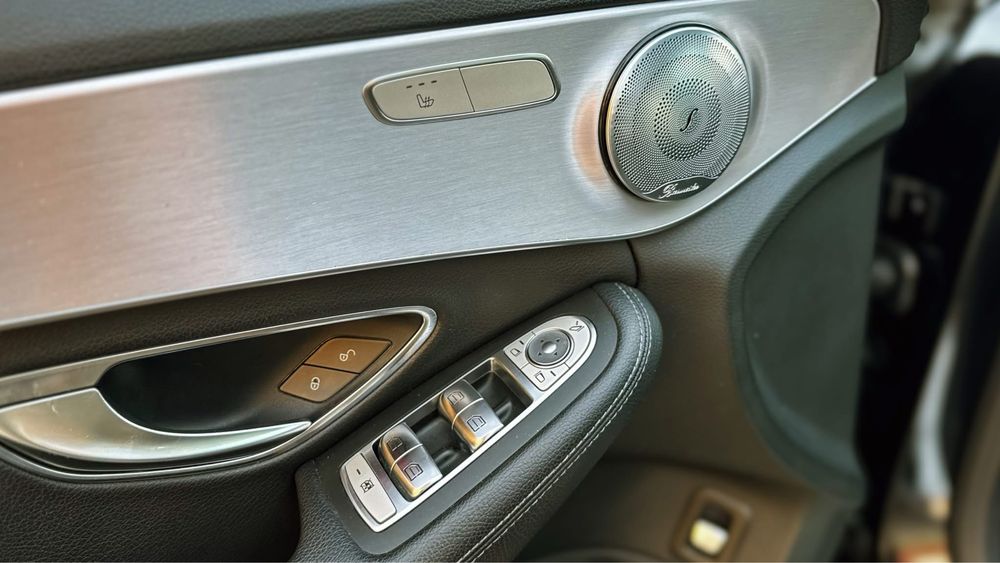 Mercedes-Benz C 220 — fotografia 4