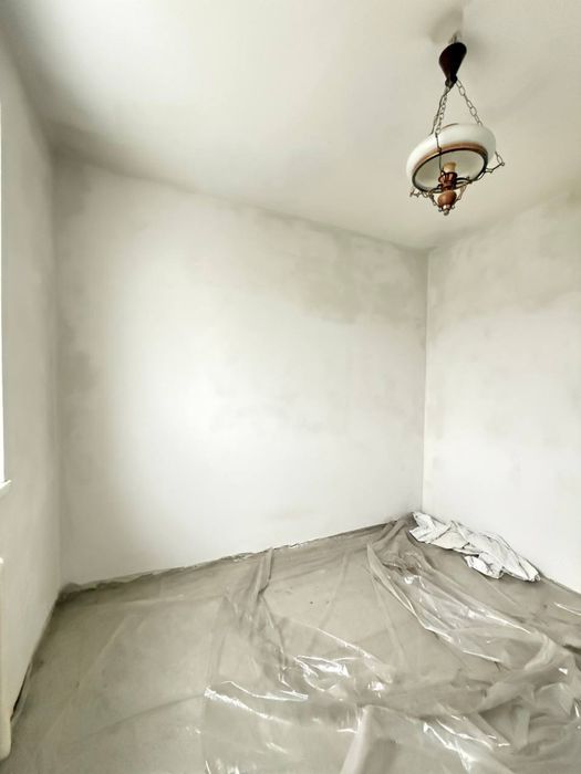 Продам УТЕПЛЕНУ 4-х ПАНЕЛЬКУ, ПРОСПЕКТ-Героїв Майдану, частково РЕМОНТ