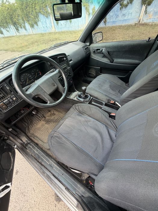 VW Passat B3 2.0