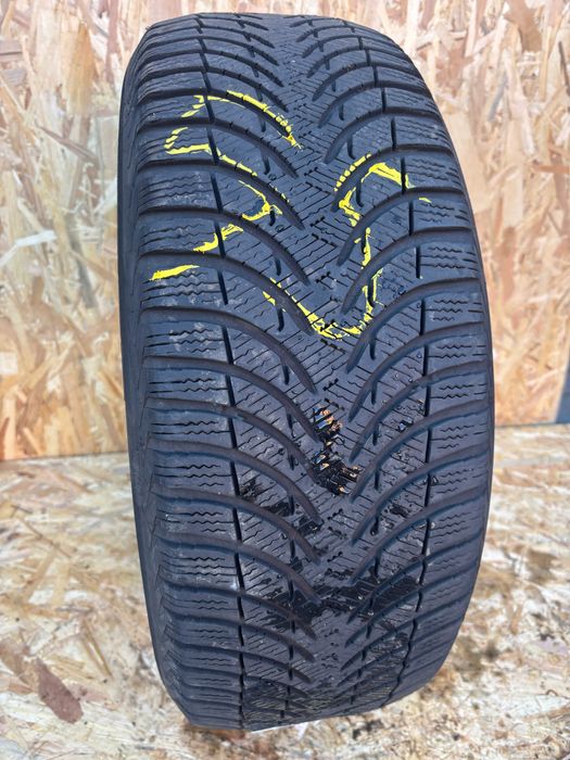 215/55r17 Michelin Alpin A4 dot 4212 4mm
