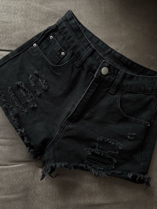 Джинсові шорти жіночі