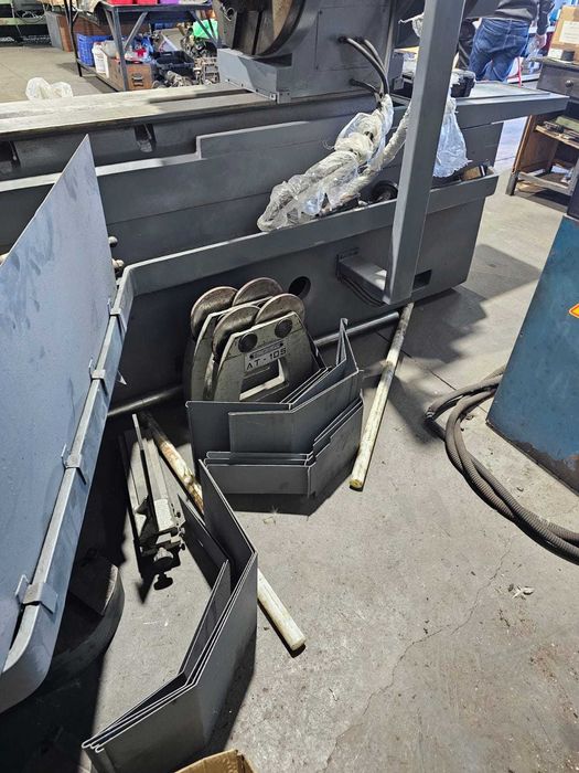 Máquina de Retificar Cambotas, ACESSÓRIOS INCLUÍDOS !!