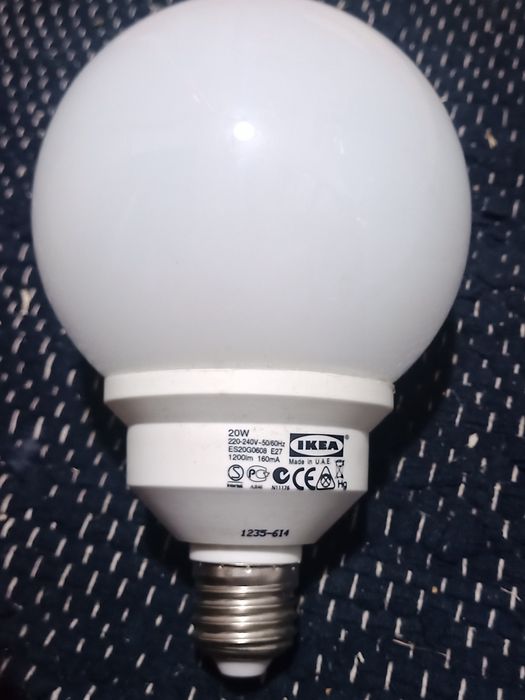 Candeeiro de teto IKEA novo incluí lâmpada