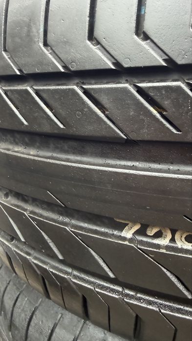 275/50/20Continental