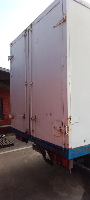 Автомобіль Ісудзу нкр 2007