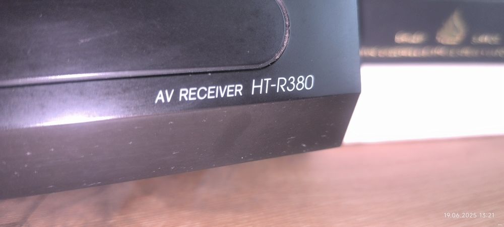 Amplituner Onkyo 5 + 1