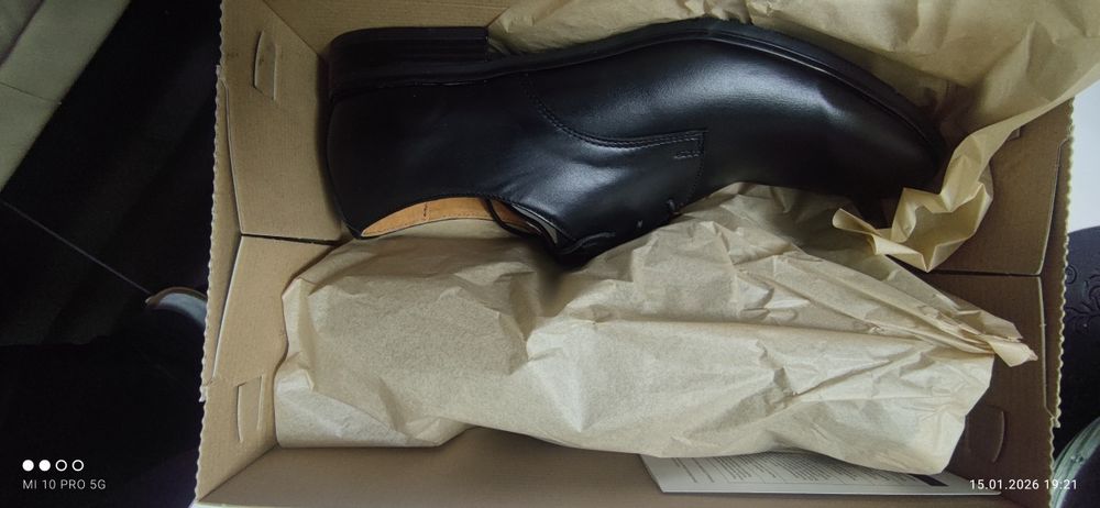 Pantofle Półbuty wyjściowe VICTOR