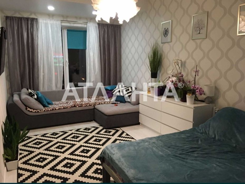 1 комнатная квартира с видом на море в  кирпичном доме