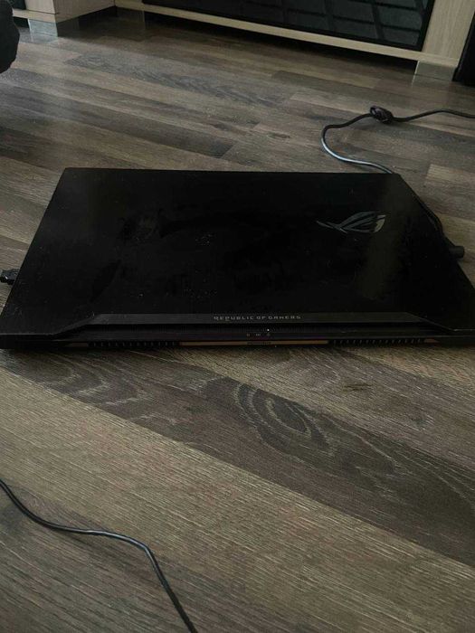 Игровой тонкий ноутбук Asus ROG zephyrus gx501 геймерский