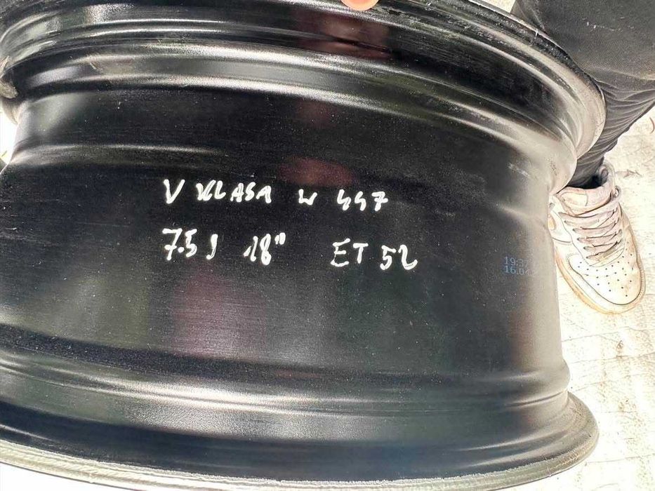 Mercedes V Klasa W447 Pojedyncza Felga 18