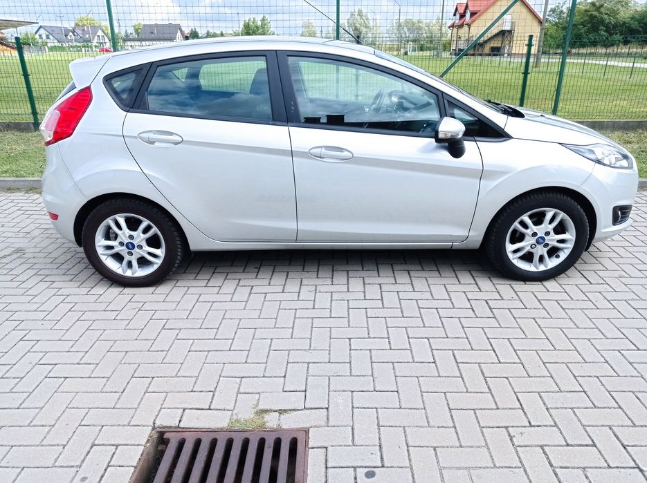 Ford Fiesta 1,25 2015r 117tys przebiegu swierzo sprowadzonyREZERWACJA