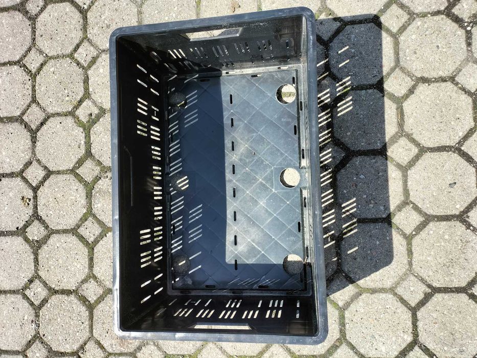 Skrzynka plastikowa
