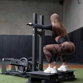 Тренажери для преса та сідниць від The Abs Company