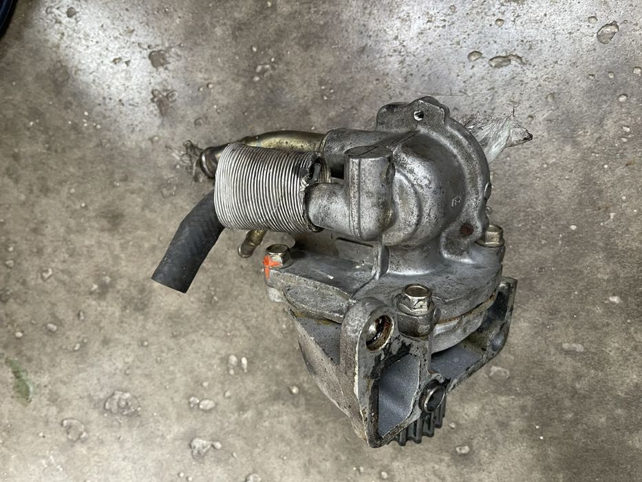 Продам Помпа Мазда 6 gg 2.0 di. RF5C