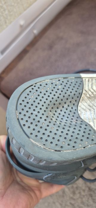 Adidas  кросівки взуття