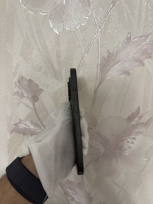 iPhone 16 Pro 128 GB Гарний