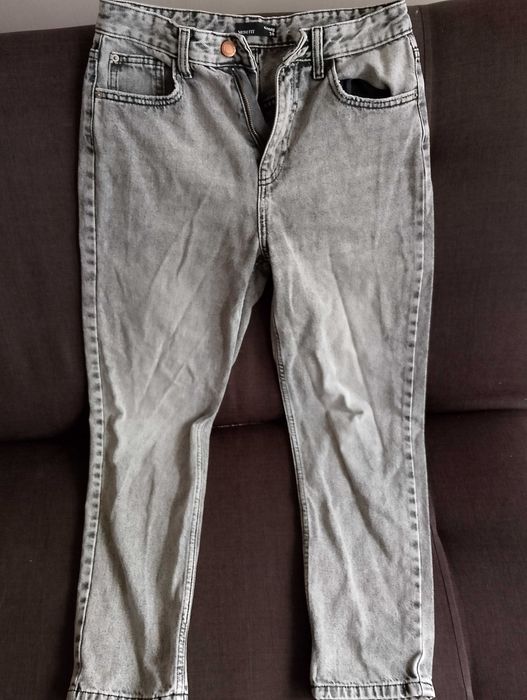 Sinsay. Ładne jeansy.