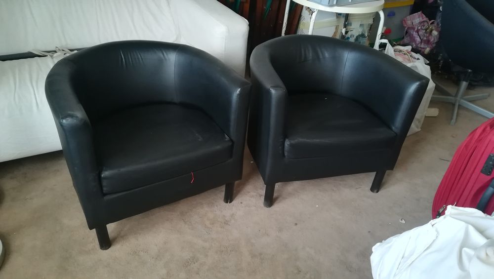 Poltrona preta usada