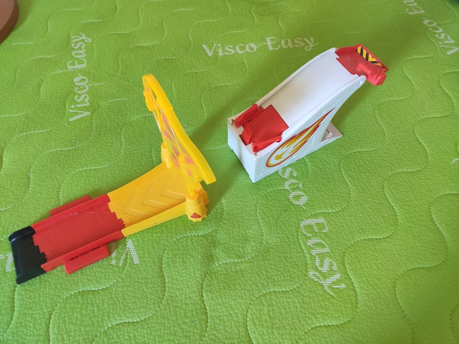 Pistas Blaze e os Monster Machines