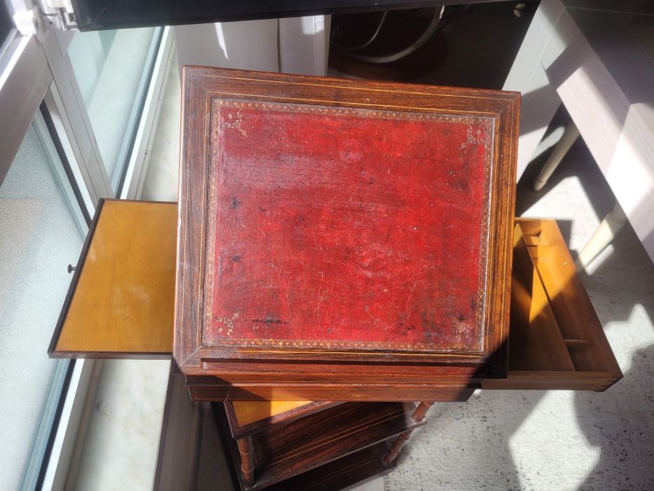 Mesa de leitura "da Bíblia ". Início séc. XX.