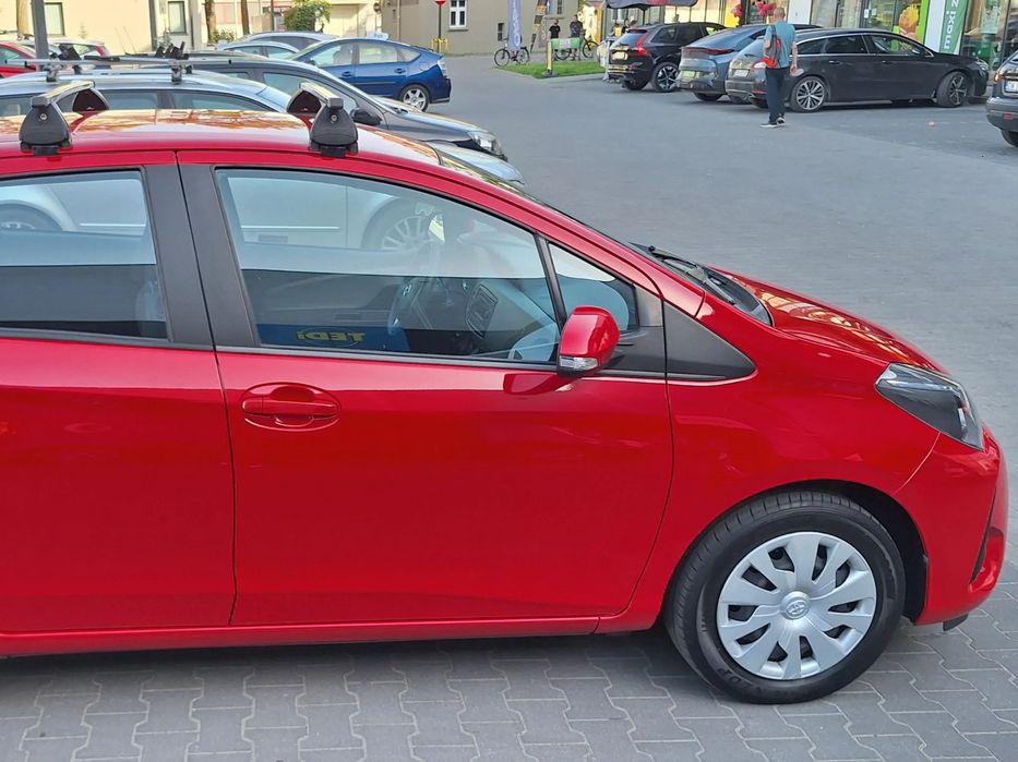 Toyota Yaris mały przebieg