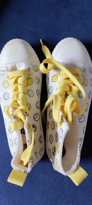 Trampki dla chłopca lub dziewczynki 30