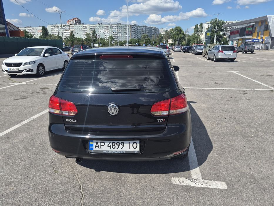 Volkswagen Golf 6  2011 года